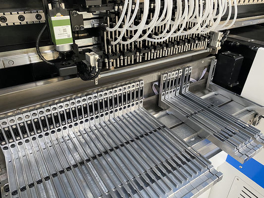 25W CPH चार मॉड्यूल पिक एंड प्लेस मशीन रोल करने के लिए एलईडी स्ट्रिप लाइट रोल