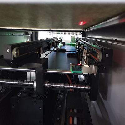 12 हेड एसएमटी मशीन के साथ मल्टीफंक्शनल 45000CPH लेंस बनाने की मशीन