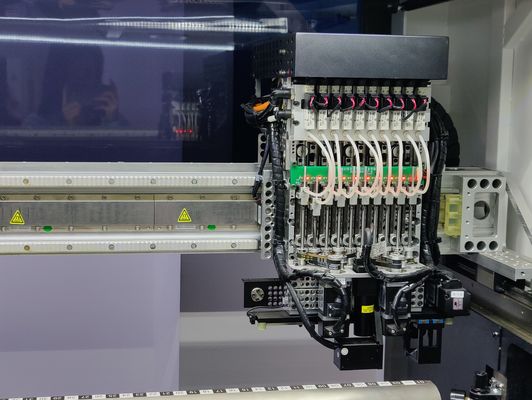 4 पीसीएस कैमरा पिक एंड प्लेस मशीन के साथ बहुआयामी एलईडी बल्ब बनाने की मशीन