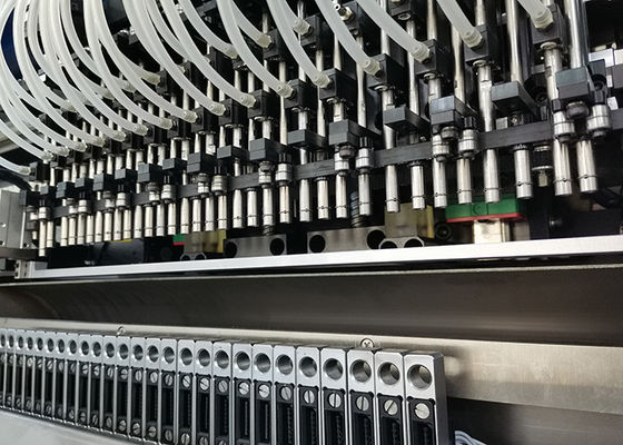 चार मॉड्यूल 250000 क्षमता 100 मीटर लचीली स्ट्रिप पिक एंड प्लेस मशीन के लिए बढ़ते हुए